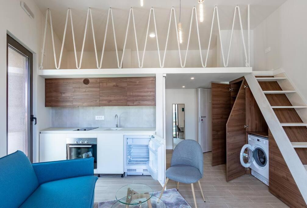 Mini Condos 13 D1 - Modern Studio With Mezzanine Тиват Екстериор снимка
